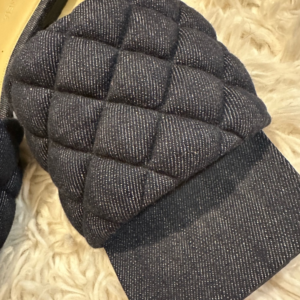 Bottega Veneta Quilted Dark Denim Mules Size 42 - Picture 11 of 13